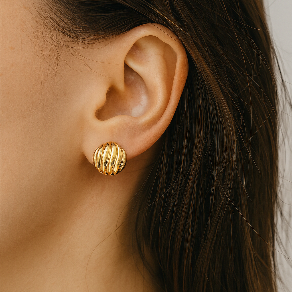 Shell Dome Stud Earrings – 14K Gold