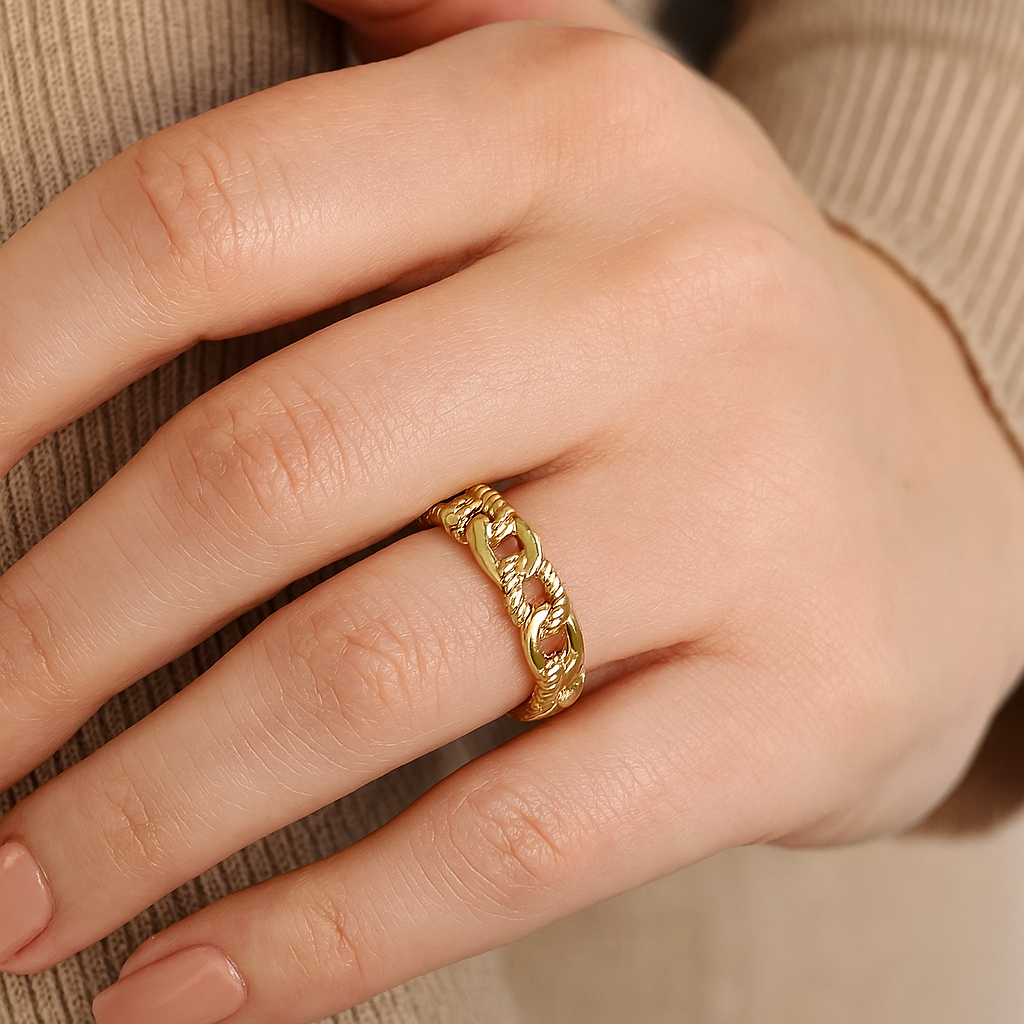 Bold Link Ring – 14K Gold