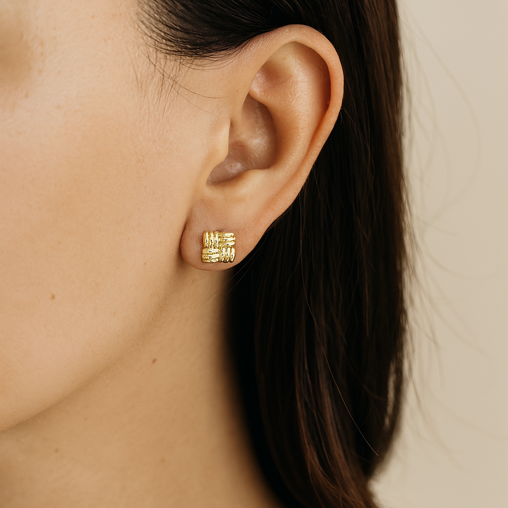 Textured Knot Stud Earrings - 14K gold
