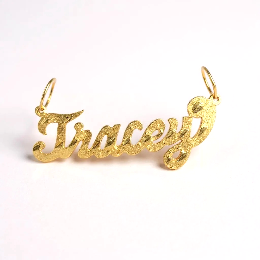 Solid Gold Personalized Name Pendant – Diamond-Cut Stone Finish, Handcrafted in Cursive